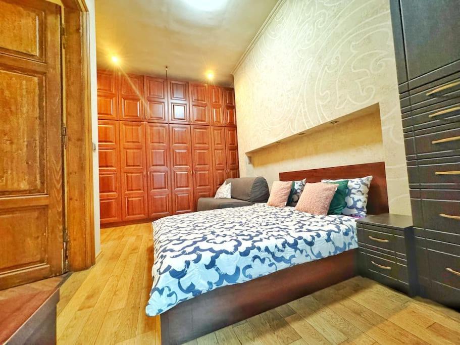 Ultra Central Apartment / 10 Ppl Budapest Exterior foto