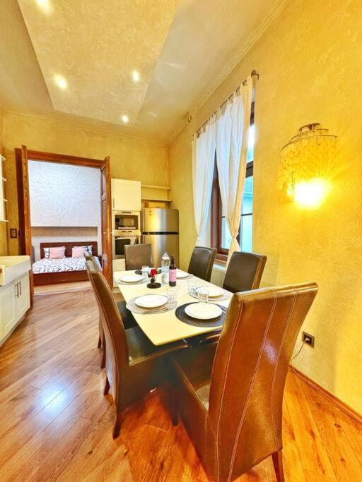 Ultra Central Apartment / 10 Ppl Budapest Exterior foto